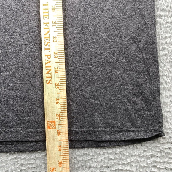 NWT Champion Mens Bruns Boston Hockey Gray Crew Neck T-Shirt Gray Yellow Medium - Picture 7 of 9